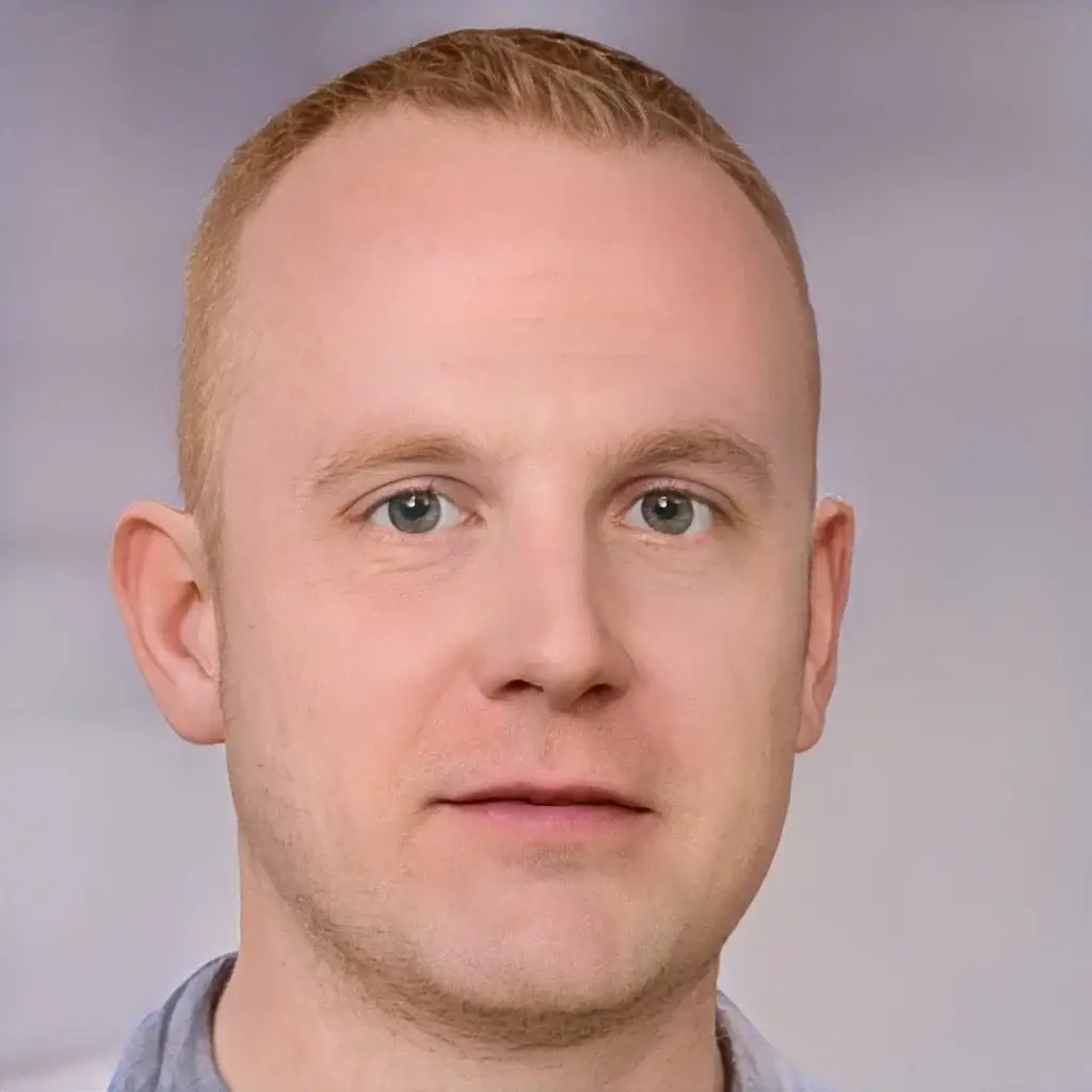 AvoirèntòrCEO - Trading Platform Leadership
